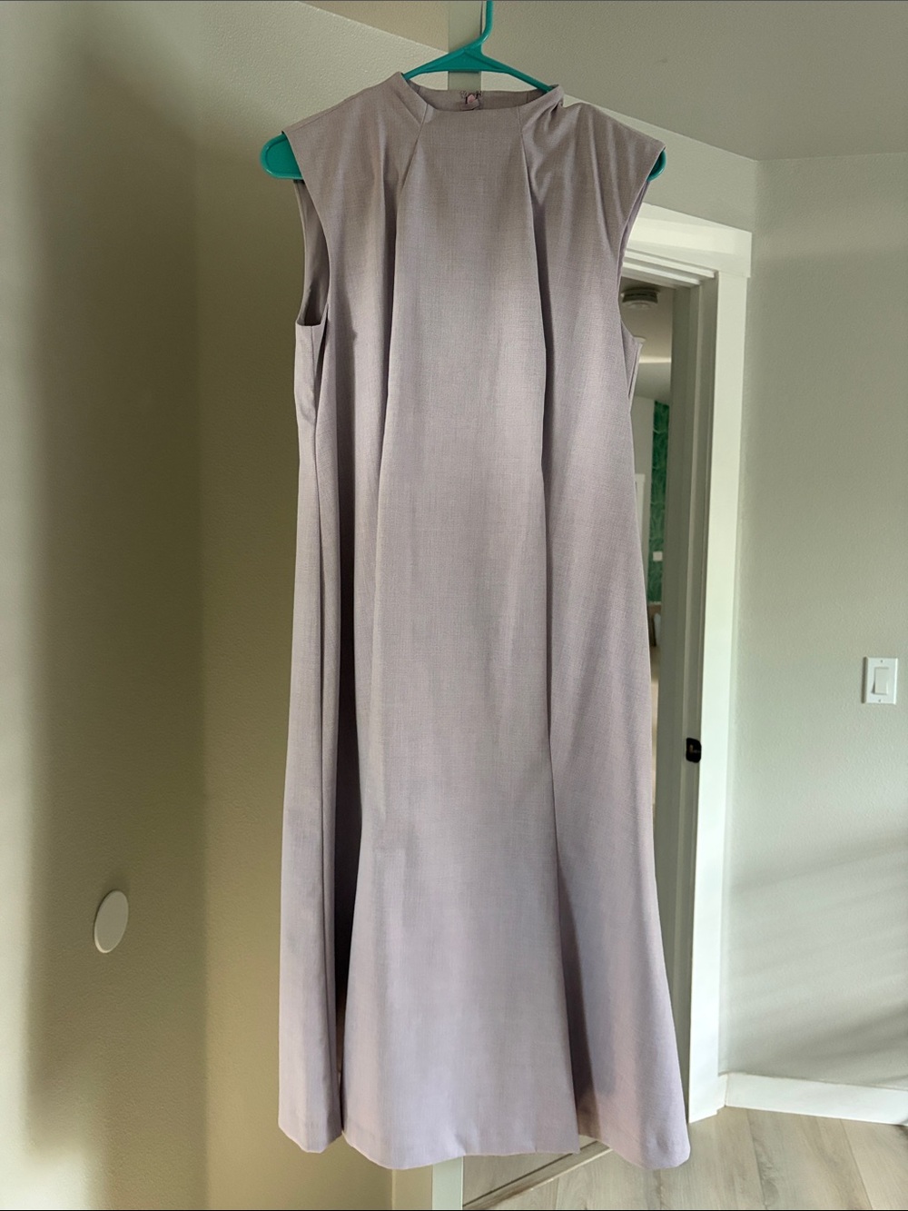Ann Taylor Lavender Sleeveless Midi Dress